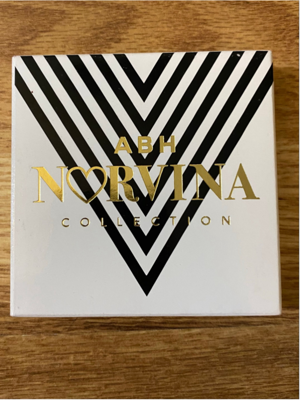 Women's Anastasia Beverly Hills Norvina Mini Pro Pigment Palette Vol. 1 New
